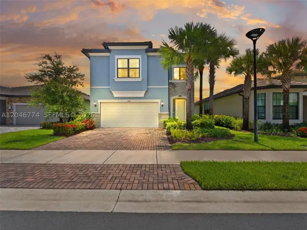 4482 Silverwood Ln S, Oakland Park, FL 33309