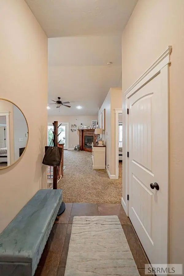 1944 Lexington Avenue, Idaho Falls, ID 83404