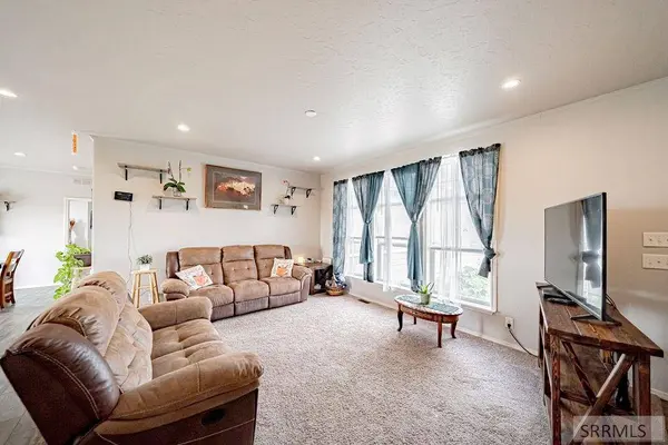 563 N 3000 E, St Anthony, ID 83445