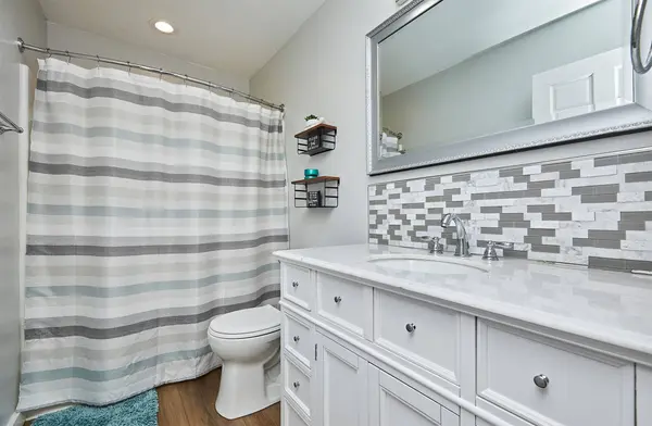 4721 Tamara Lane, West Des Moines, IA 50265