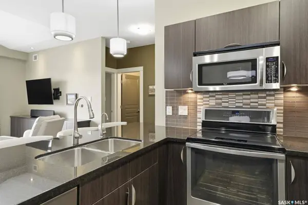 721 8th STREET E #308, Saskatoon, SK S7H 0R4