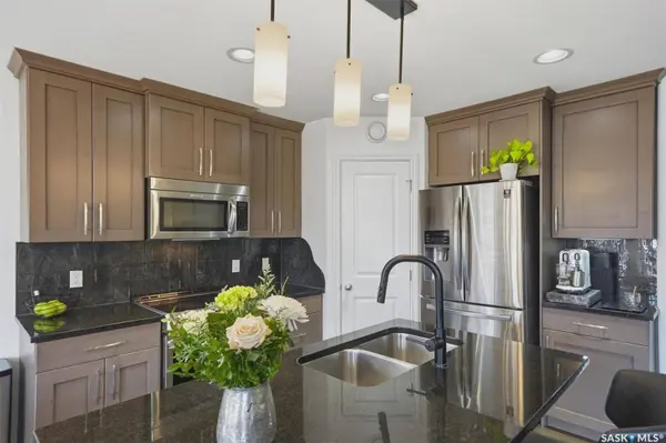 106 Wilkins CRESCENT, Saskatoon, SK S7W 0C5