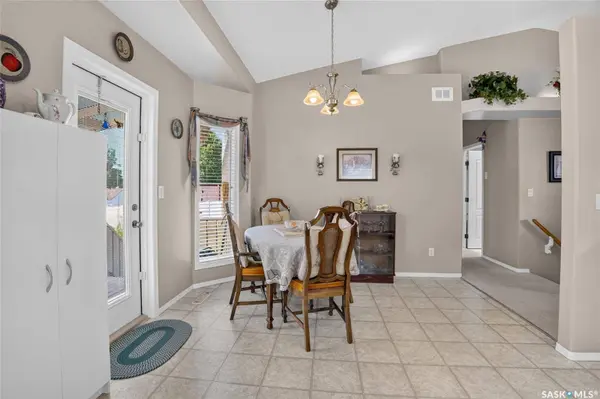 307 Sumner LANE, Saskatoon, SK S7L 7L7