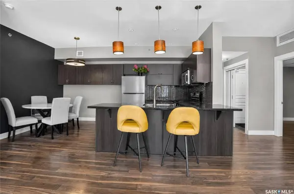 721 8th STREET E #302, Saskatoon, SK S7H 0R4