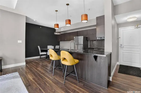 721 8th STREET E #302, Saskatoon, SK S7H 0R4