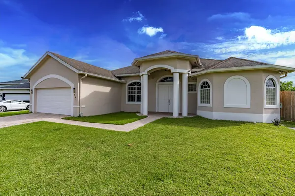 2301 SW Vale, Port St Lucie, FL 34953