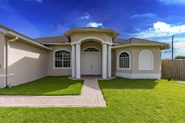 2301 SW Vale, Port St Lucie, FL 34953