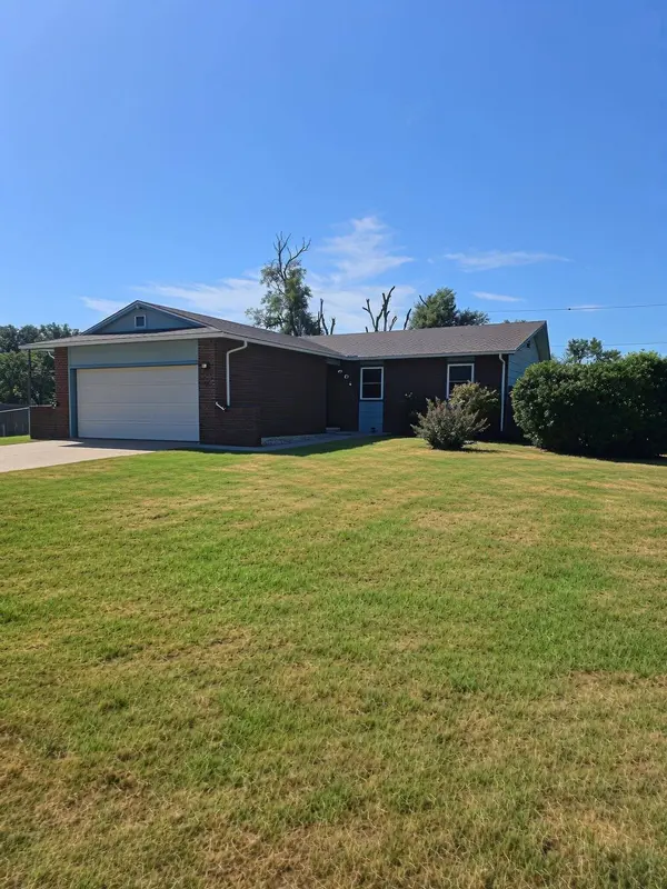 901 W 52nd St. S., Wichita, KS 67217
