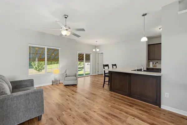 1229 S Ward, Haysville, KS 67060