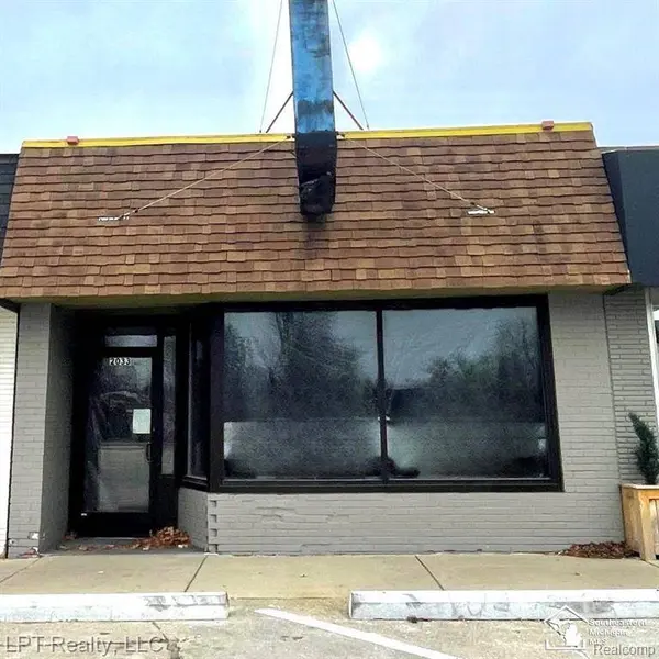 2033 West RD, Trenton, MI 48183