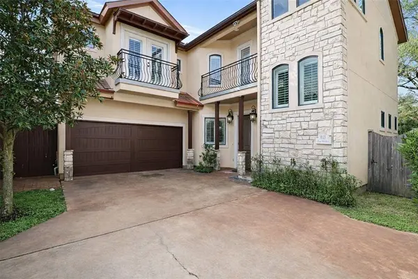 11025 Robin Hood CT, Houston, TX 77043