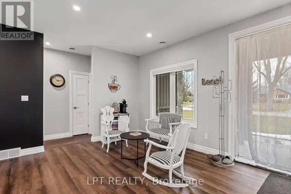 8439 LAZY LANE, Lambton Shores, ON N0M2N0