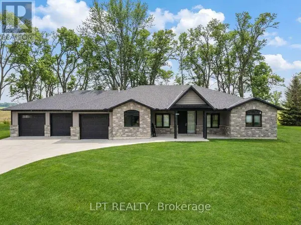 8439 LAZY LANE, Lambton Shores, ON N0M2N0