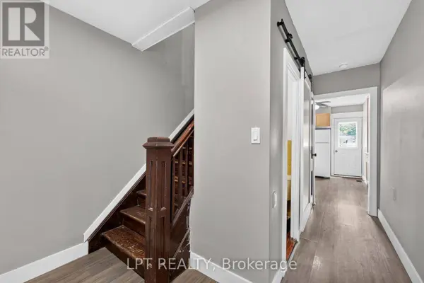 38 MAIN STREET N, Huron East (seaforth), ON N0K1W0