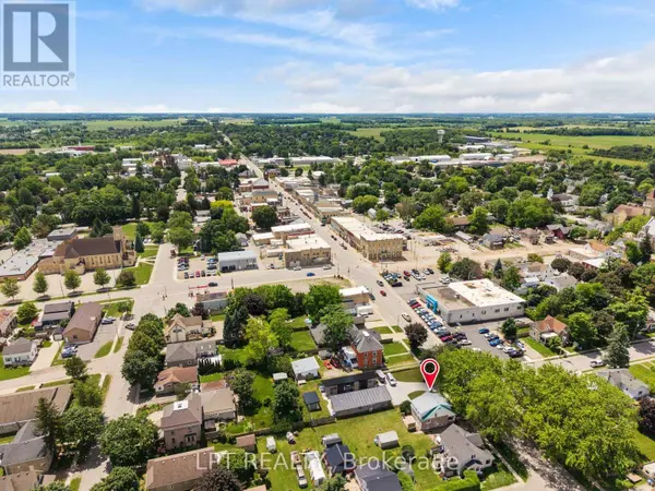 38 MAIN STREET N, Huron East (seaforth), ON N0K1W0