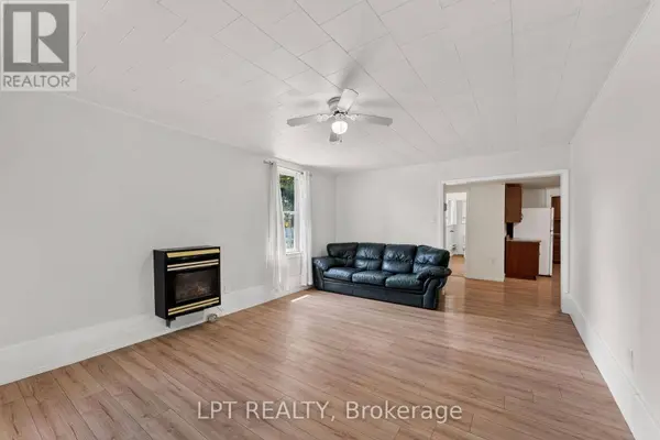 269 RICHMOND STREET, North Middlesex (parkhill), ON N0M2K0