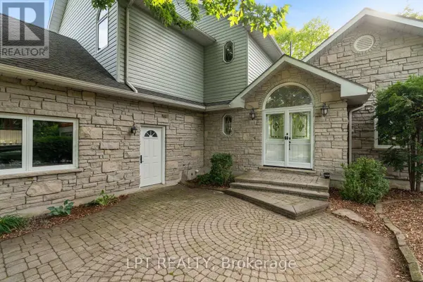 73411 SANDY BEACH ROAD, Bluewater (hay), ON N0M2T0