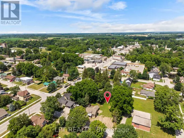 224 ROSKEEN STREET, North Middlesex (parkhill), ON N0M2K0