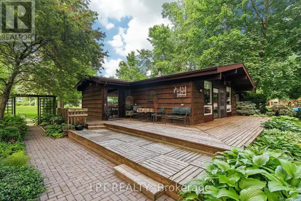 8452 DEFORE DRIVE, Lambton Shores (grand Bend), ON N0M1T0
