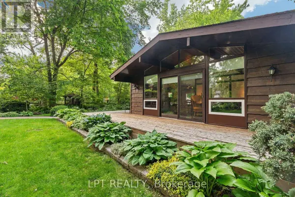 8452 DEFORE DRIVE, Lambton Shores (grand Bend), ON N0M1T0