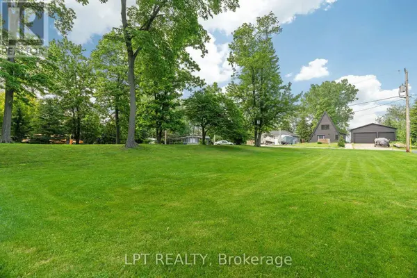 8459 ADAMS COURT, Lambton Shores, ON N0M1T0