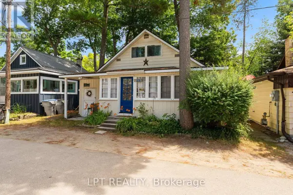 30 WOODWARD AVENUE, Lambton Shores (grand Bend), ON N0M1T0
