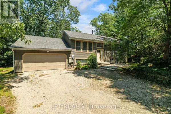 7806 ALFRED CRESCENT, Lambton Shores (port Franks), ON N0M2L0