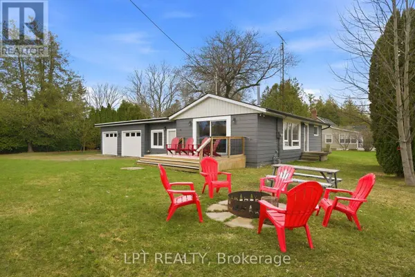 7597 BIDDULPH STREET, Lambton Shores (port Franks), ON N0M2L0