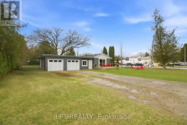 7597 BIDDULPH STREET, Lambton Shores (port Franks), ON N0M2L0