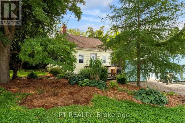 8349 RAVENSWOOD LINE, Lambton Shores, ON N0M1N0