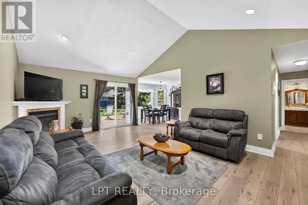 10011 JENNA ROAD, Lambton Shores (grand Bend), ON N0M1T0