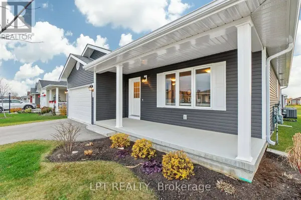 102 HURON HEIGHTS DRIVE, Ashfield-colborne-wawanosh (colborne), ON N7A0C6