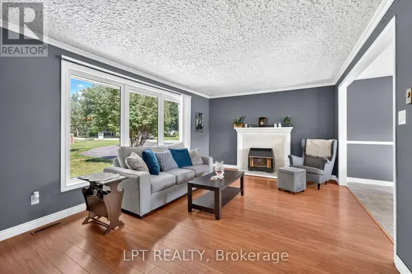 263 RICHMOND STREET, North Middlesex (parkhill), ON N0M2K0