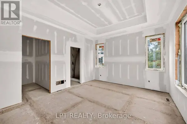 207 MERRITT COURT, North Middlesex (parkhill), ON N0M2K0