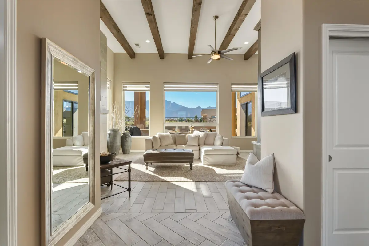 15 Pueblo Bonito Rd, Placitas, NM 87043-9014