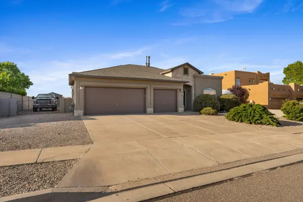 4957 Night Hawk Dr NE, Rio Rancho, NM 87144-0885