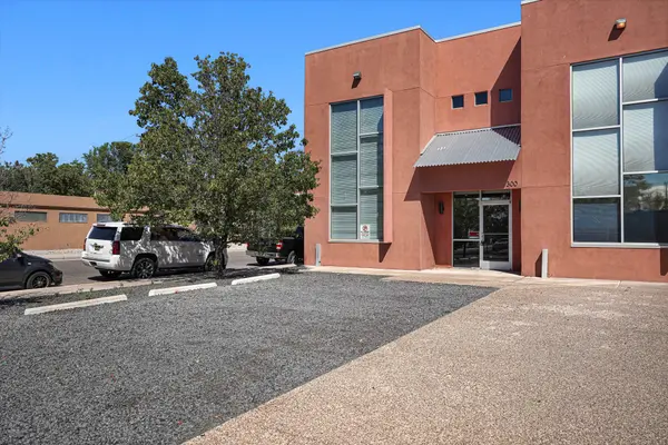 300 Adams St SE, Albuquerque, NM 87108-2837
