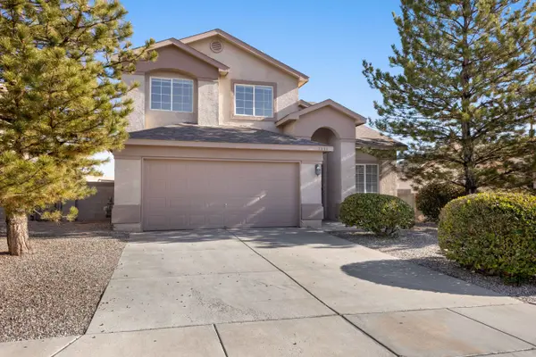 3333 Hunters Meadows Cir NE, Rio Rancho, NM 87144-4041