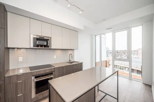 220 Missinnihe WAY #517, Mississauga, ON L5H 0A7