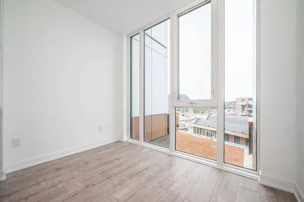 220 Missinnihe WAY #517, Mississauga, ON L5H 0A7