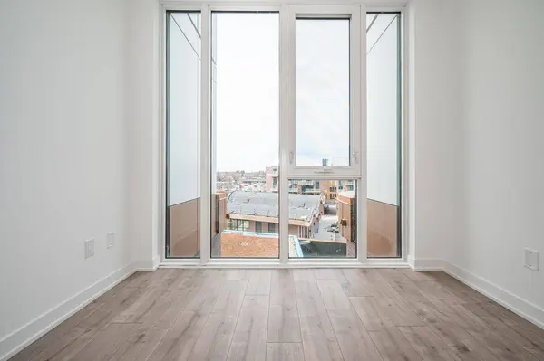 220 Missinnihe WAY #517, Mississauga, ON L5H 0A7