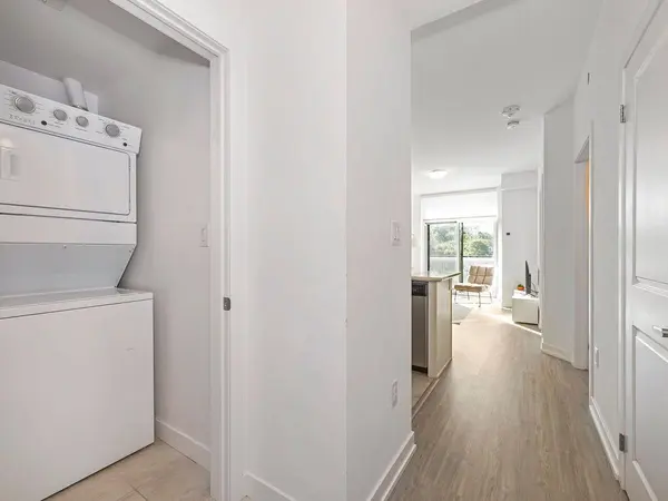 460 Dundas ST E #209, Hamilton, ON L8B 2A5