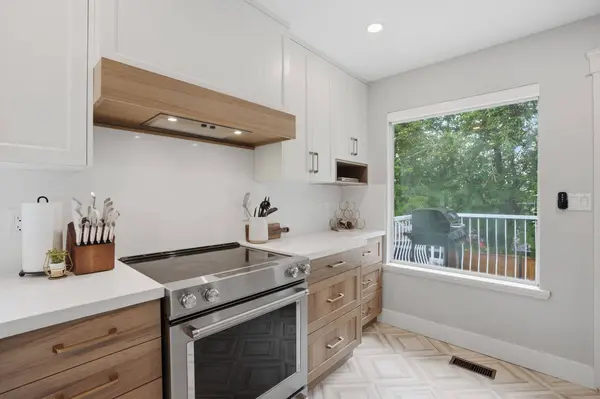 3793 Sandy Hill RD, Abbotsford, BC V3G 1H9