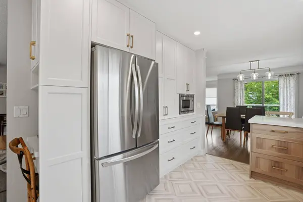 3793 Sandy Hill RD, Abbotsford, BC V3G 1H9