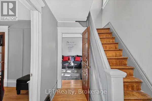 611 ROMAINE STREET, Peterborough (otonabee Ward 1), ON K9J2E5