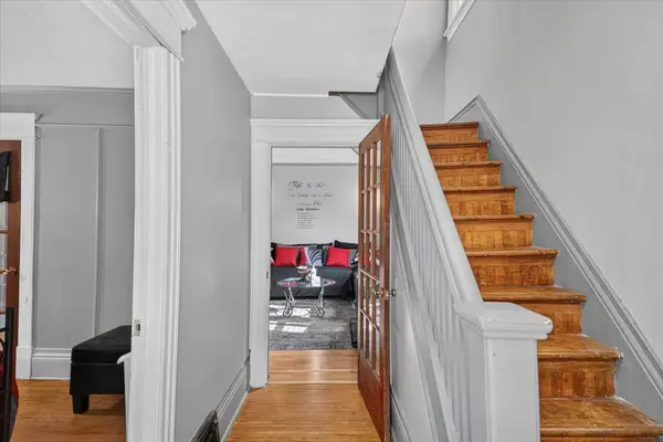 611 Romaine ST, Peterborough, ON K9J 2E5