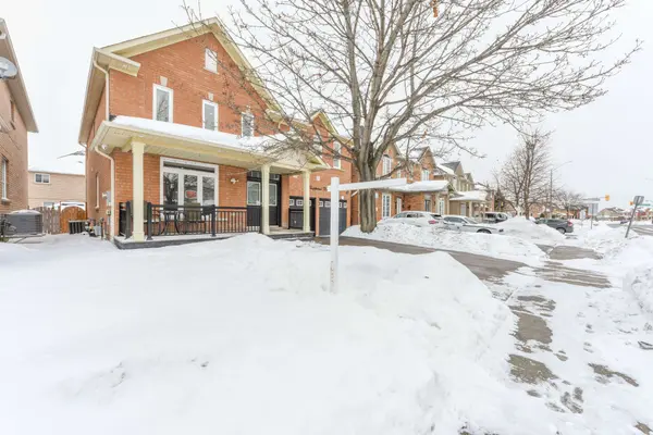 7 Chapparal DR, Brampton, ON L6R 3C5