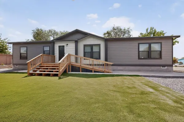 6632 San Luis Obispo AVE NE, Albuquerque, NM 87109