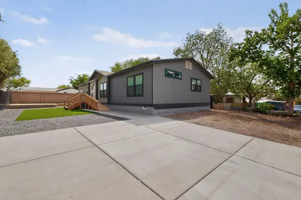 6632 San Luis Obispo AVE NE, Albuquerque, NM 87109