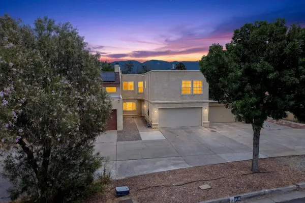 5416 Overlook DR NE, Albuquerque, NM 87111